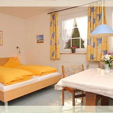 Heckenrose-6-souterrain-links نوردورف